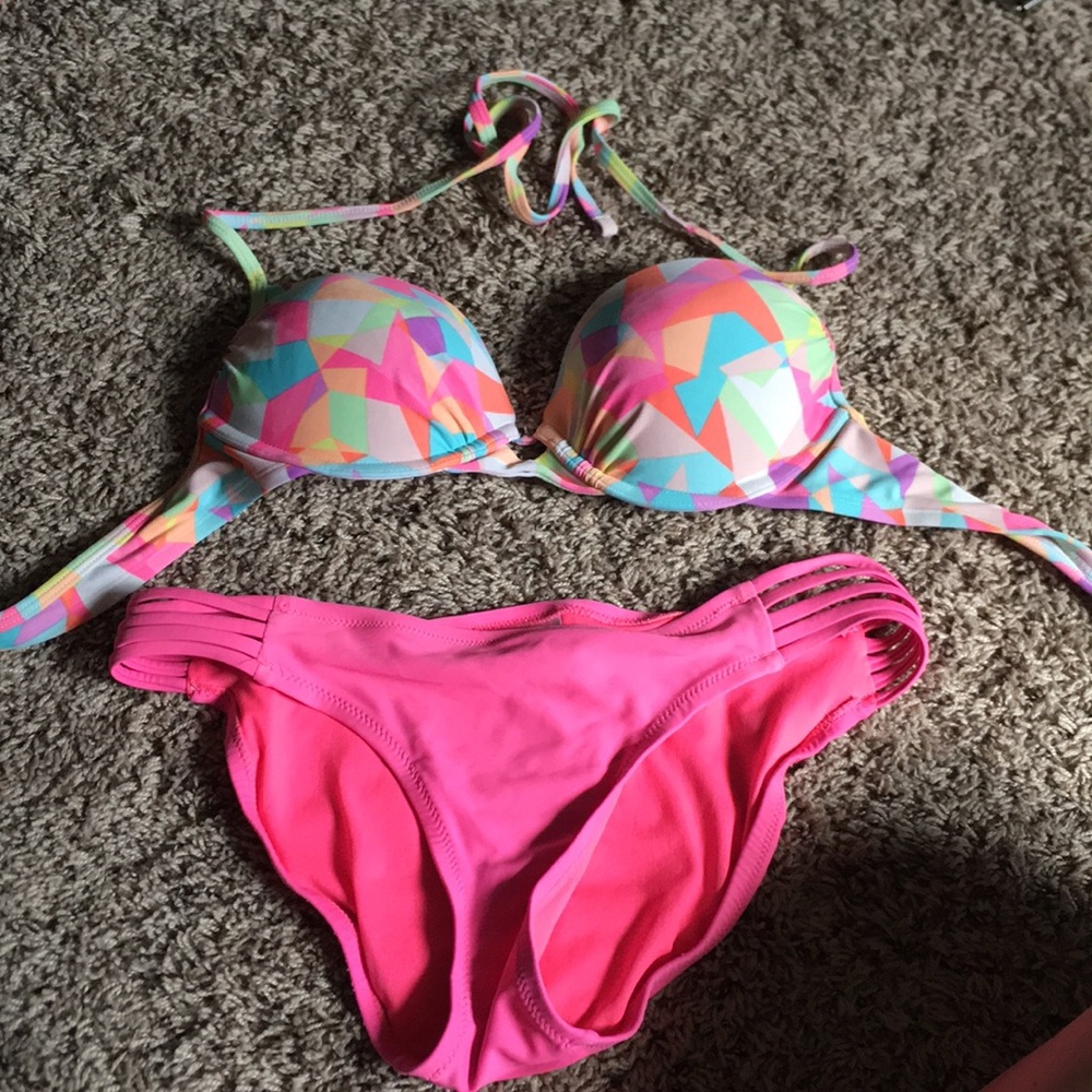 2-piece geometric bikini set